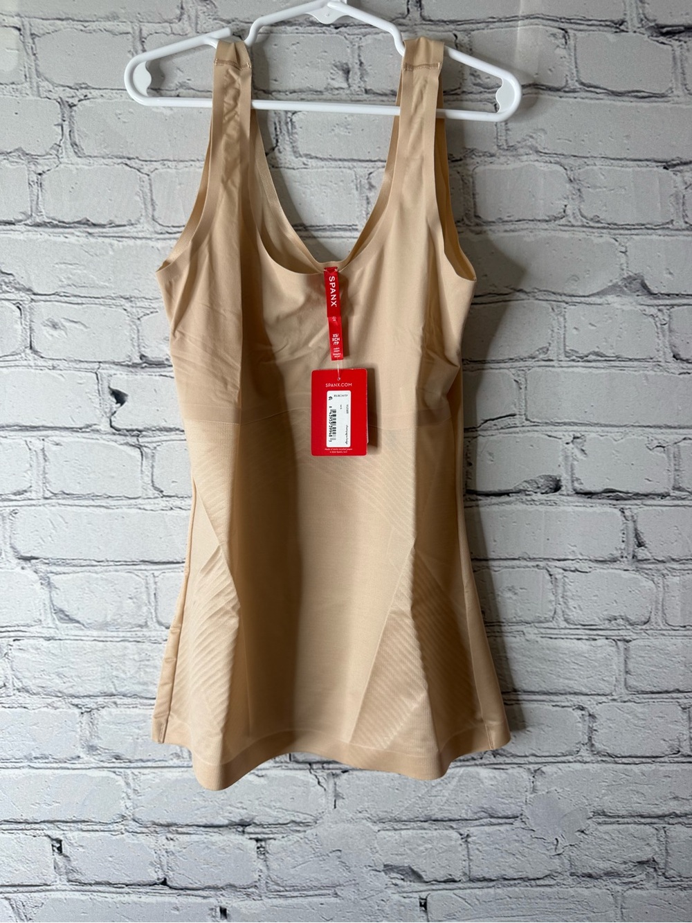 SPANX Nude Shaping Tank with Scoop Neck size xs